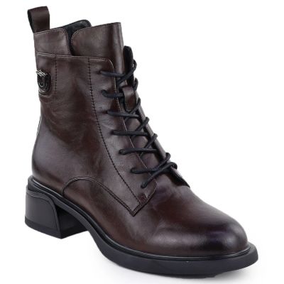 8. Brown leather women’s worker boots Filippo DBT7369