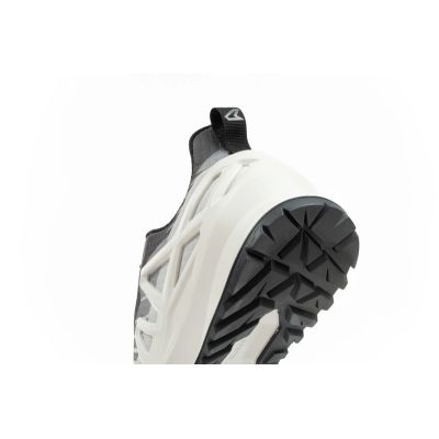 28. Lowa M 310431 0199 sports shoes