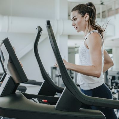 31. Freemotion Incline Trainer i22.9 FMTK74819K2 Electric Treadmill