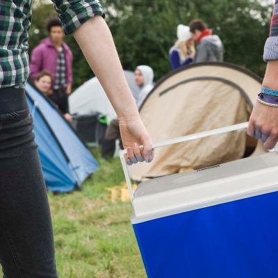 12. ELECTRIC TOURIST REFRIGERATOR 24L 12/230V REDCLIFFS