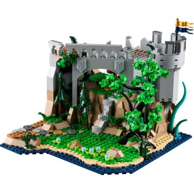 LEGO IDEAS 21348 Dungeons & Dragons: Tale of the Red Dragon