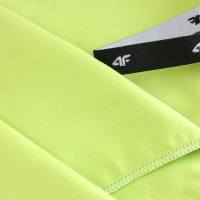 2. Towel 4F U075 80x130 cm juicy green 4FWSS26ATOWU075 45S