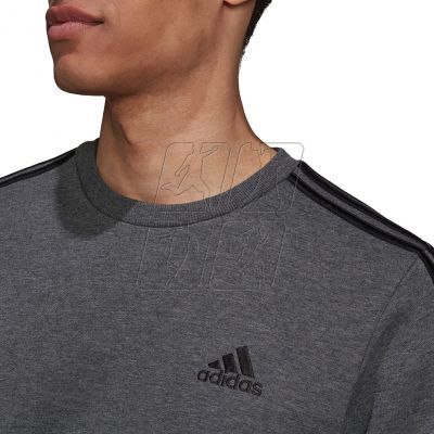 5. Sweatshirt adidas Essentials Fleece M H12166
