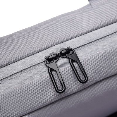 7. ADDISON NOTEBOOK BAG UP TO 15.6" UPTOWN 15