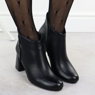 10. Elegant black leather ankle boots with a block heel, Jezzi OLI21-2