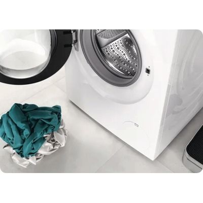 9. BOSCH WGB256A2PL washing machine
