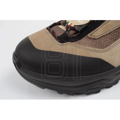 8. Aku Adapta Gore-tex M 495313 shoes