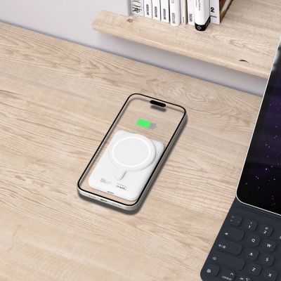 6. Tech-Protect LifeMag PB10 Powerbank with MagSafe 5000mAh 15W USB-C port - white + USB-C cable