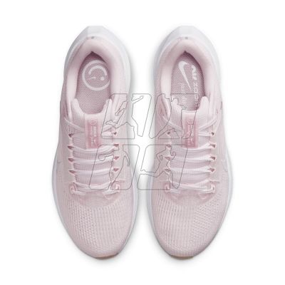 4. Nike Pegasus 40 W DV3854-600 shoes