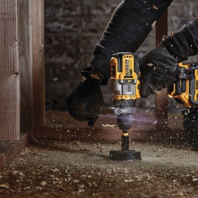 5. 18V DEWALT DCD999NT Cordless Drill/Driver
