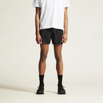 2. Men's CORE ESSENCE SHORTS 2 M