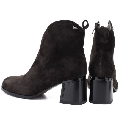 10. Women's leather ankle boots with high heels, chocolate, Vinceza 91178