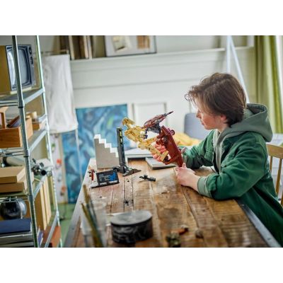 9. LEGO 75428 Star Wars - Battle Droid with STAP Platform