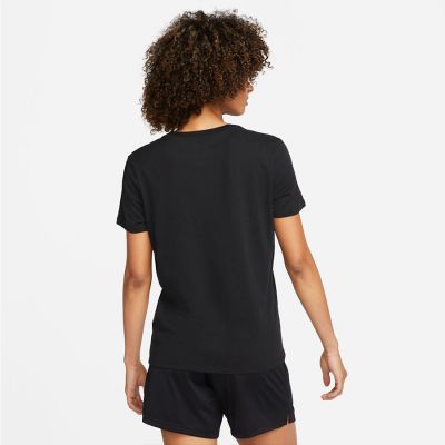 2. Nike DF Swoosh W T-Shirt FD2884-010