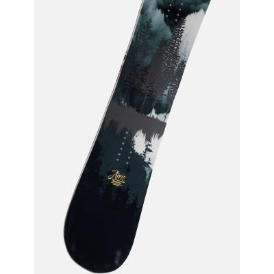 10. ROSSIGNOL AIRIS Women's Snowboard