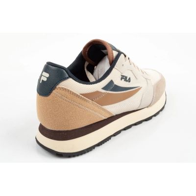 4. Fila men's sports shoes Hypert sneakers fashionable beige comfortable lightweight