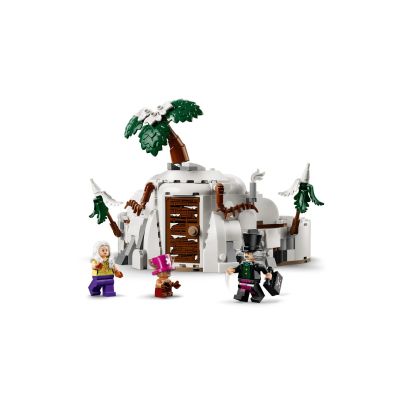 4. LEGO One Piece 75641 - Dr. Hiluluk's Hideout