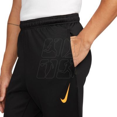 12. Nike Therma-Fit Strike Pant Kwpz Winter Warrior M DC9159 010