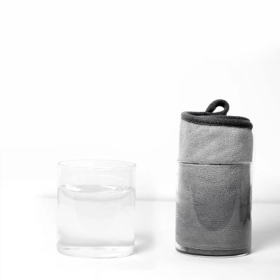 9. Baseus 2 x Microfiber Car Drying Towel Microfiber 40cm x 40cm Gray (CRXCMJ-0G)