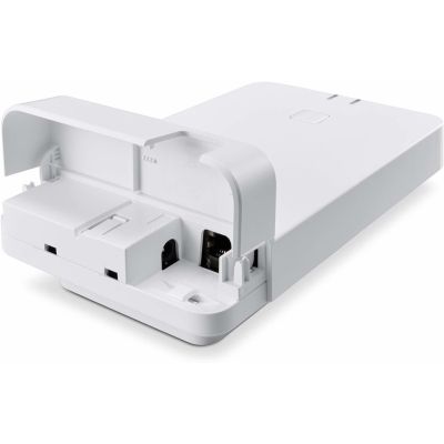 4. Gigaset Pro N670 IP Base station for VoIP phone