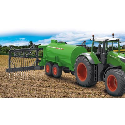 2. Remote-controlled Jamara Fendt Water Tank with hose dispenser