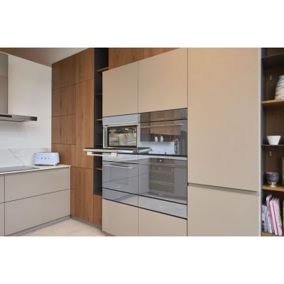 12. Smeg TSF02PBEU Toaster 4 Slices 1500W Blue