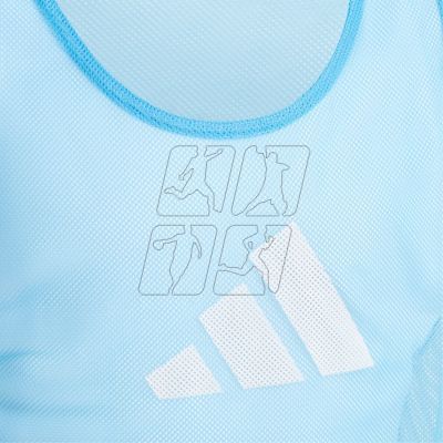 4. adidas Training BIB 24 Jr JF3247 tag