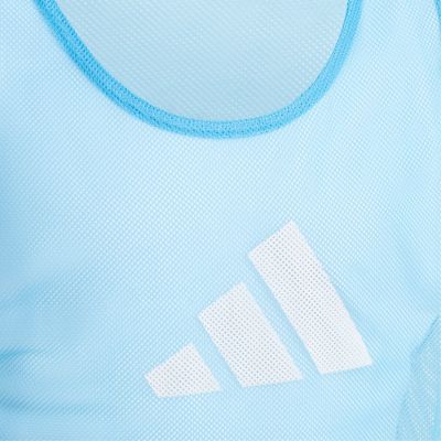 4. adidas Training BIB 24 Jr JF3247 tag