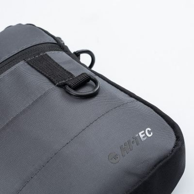 5. Hi-Tec Quaset Pouch 92800597691