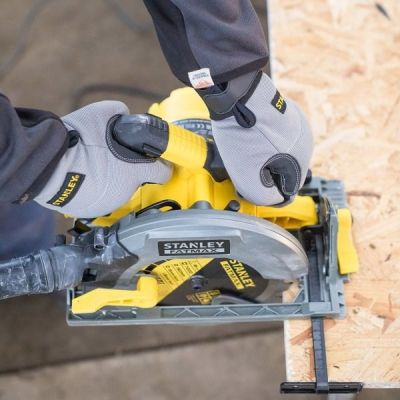 2. Circular Saw 1650W, 190mm FME301 STANLEY