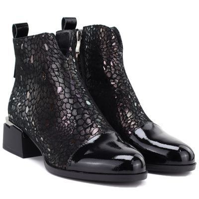 3. Women's leather ankle boots with heels in black and silver D&A S.Barski LZ62-2043