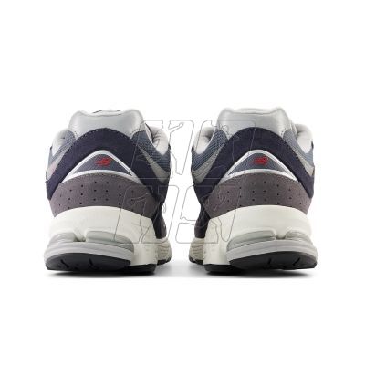 6. New Balance M M2002RSF sports shoes