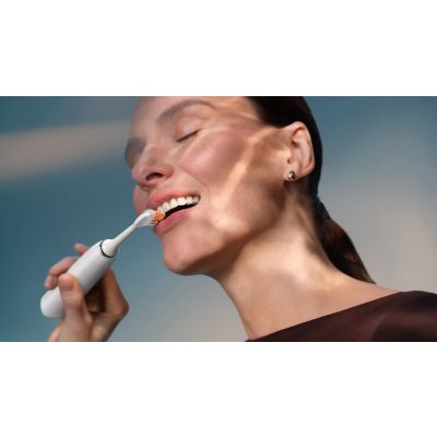 10. Philips electric toothbrush model HX9911/19