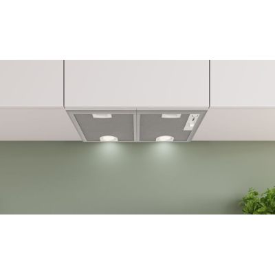 6. BOSCH DHL555BM hood