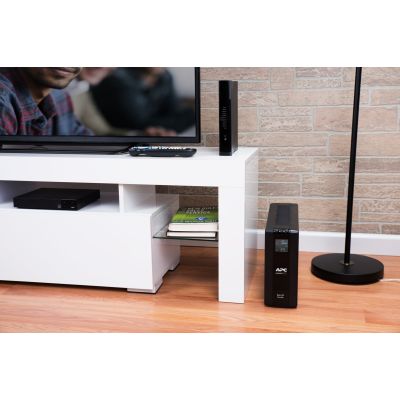 5. BACK UPS PRO BR 650VA 6 OUTLETS/AVR LCD INTERFACE BACK UPS PRO B