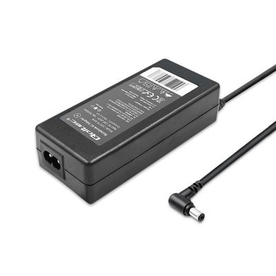 6. Qoltec 50076.90W power supply for Toshiba notebook (19 V; 4.9 A; 90 W; 5.5 mm x 2.5 mm)