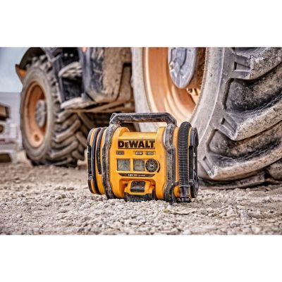 7. 18V Dewalt DCC018N-XJ Cordless Compressor