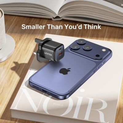 6. UNITEK 2X GAN WALL CHARGER USB-C & USB-A 20W BLACK