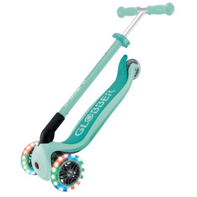 8. PRIMO FOLDABLE LIGHTS 3-Wheel Scooter (432-611-4)