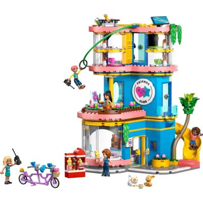 3. LEGO Friends 42689 - Heartlake Clubhouse
