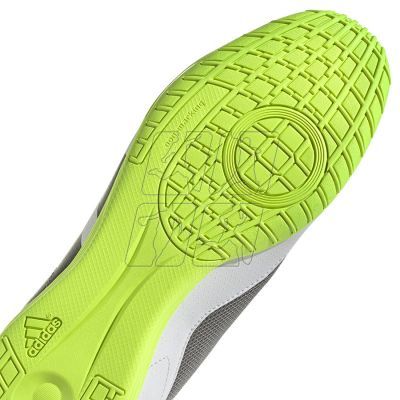 7. Adidas Predator Accuracy.4 IN M GY9986 soccer shoes