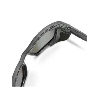 5. JULBO Shield M MATT glasses burgundy / gold