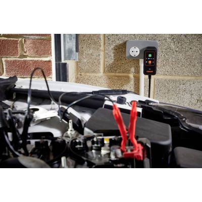 7. BATTERYcharge 901 charger, charging voltage: 6/12 V OSRAM, charging current: 1A