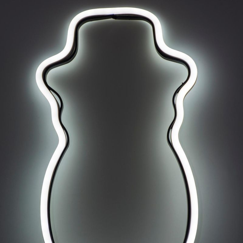 4. NEON SNOWMAN WHITE 81 LED BATTERY-OPERATED 14.5x96CM LUCA