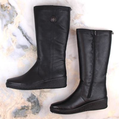 19. Rieker W RKR237B Leather Waterproof Boots Lined with Lambswool