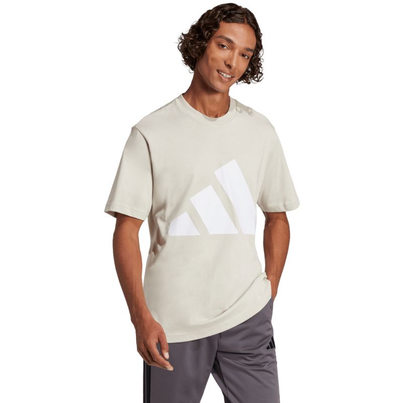 9. adidas Essentials Big Logo T-shirt M JE8933