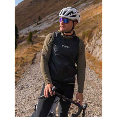 2. NORTHWAVE Shield Vest Black