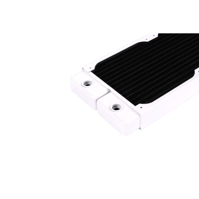 3. Alphacool NexXxoS HPE-30 Radiator 360mm - white