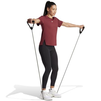 10. adidas Versatile Tee W IL1365