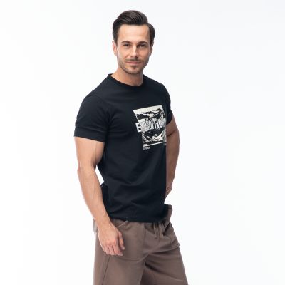 7. Men's short-sleeved T-shirt REMAN